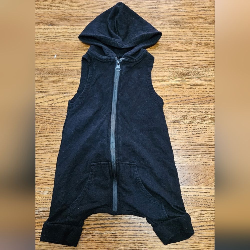 Troy James The Boys Collection 3-6 Months Jumpsuit With Hood